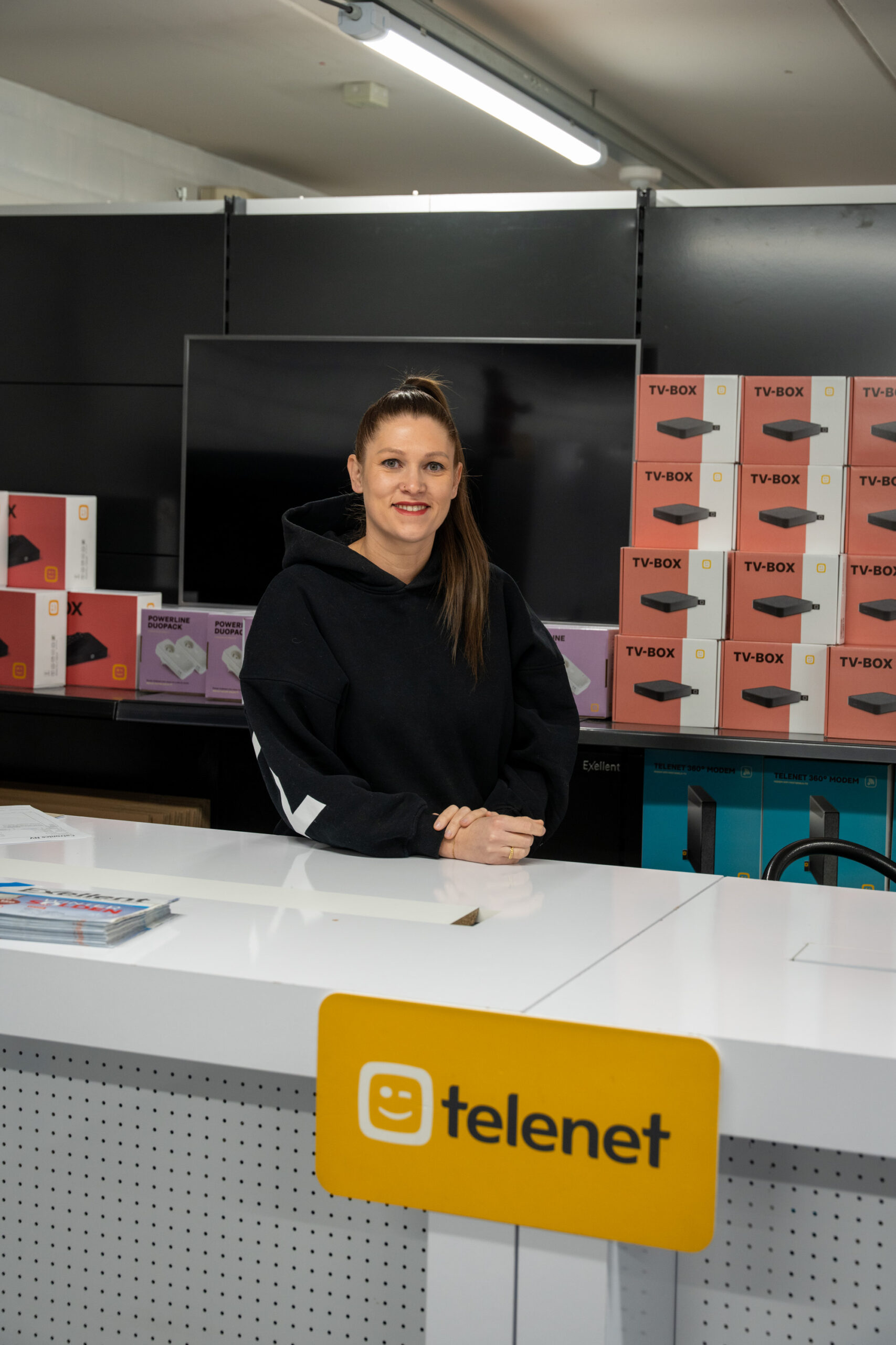 Telenet winkel, Base shop - Catronics